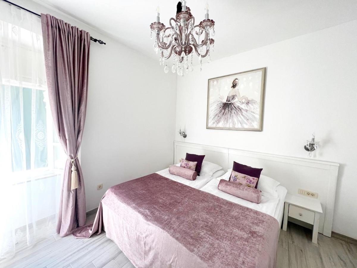 Bed&Breakfast Sorgo Palace ستون المظهر الخارجي الصورة