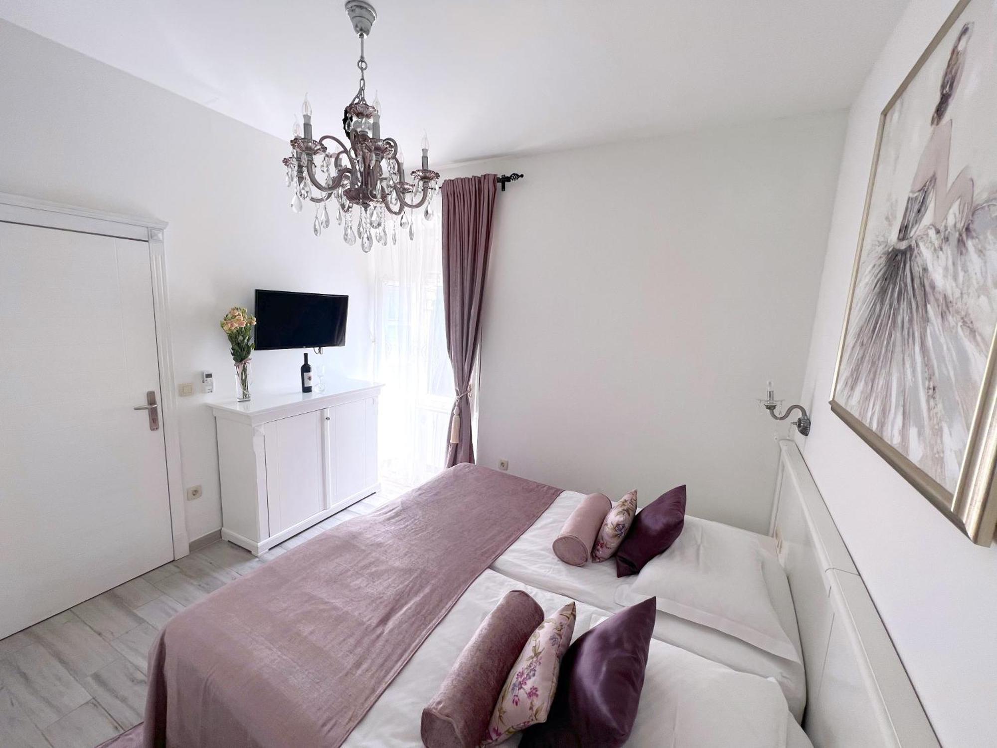 Bed&Breakfast Sorgo Palace ستون الغرفة الصورة
